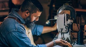 Commercial Sewing Machine